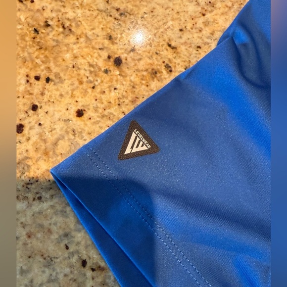 Toronto Maple Leafs polo shirt - Picture 6 of 9